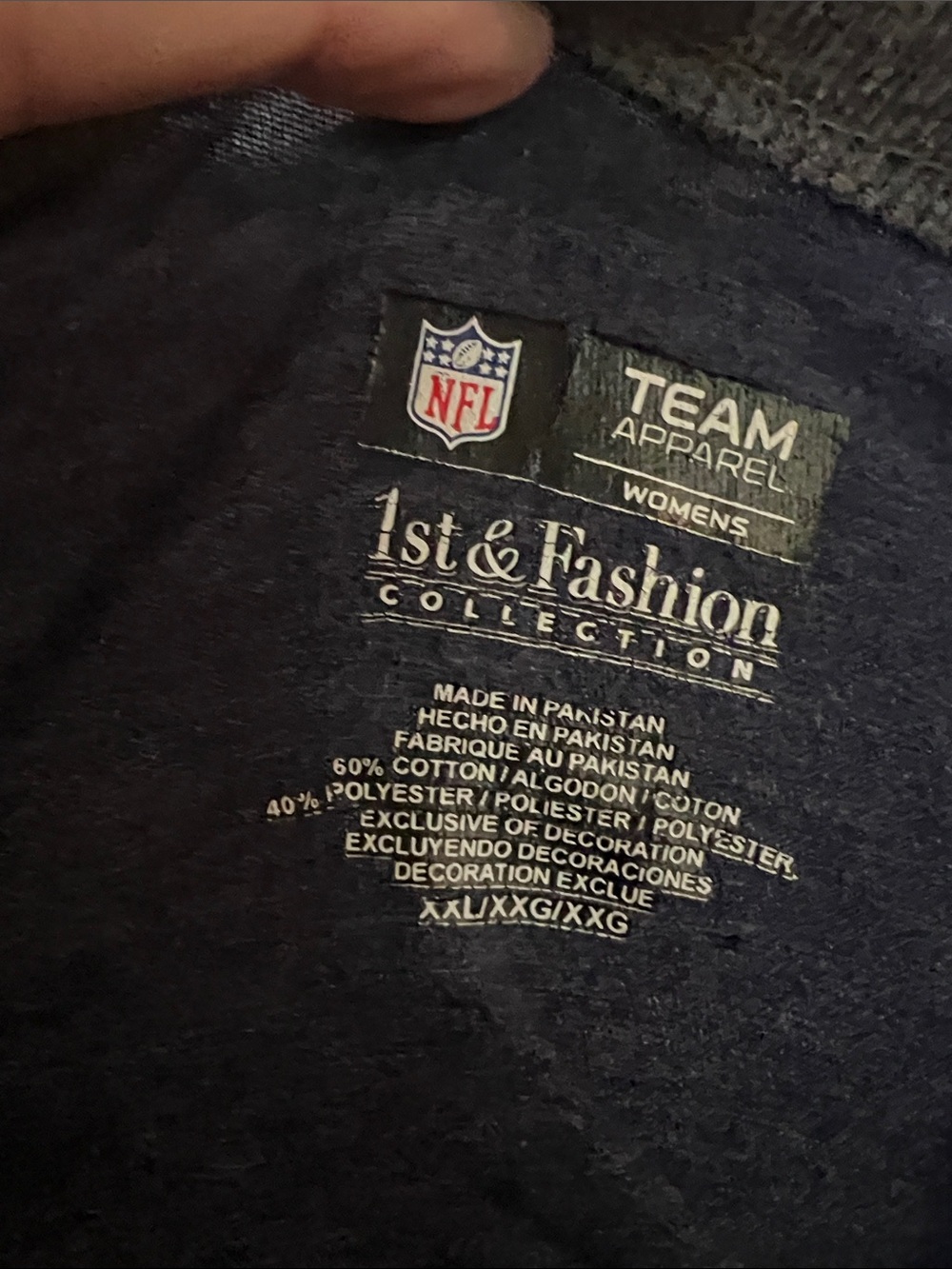 NFL 🏈 NEW ENGLAND PATRIOTS BLUE SHORT SLEEVE CREW NECK FOOTBALL TSHIRT Women XXL - Picture 5 of 5